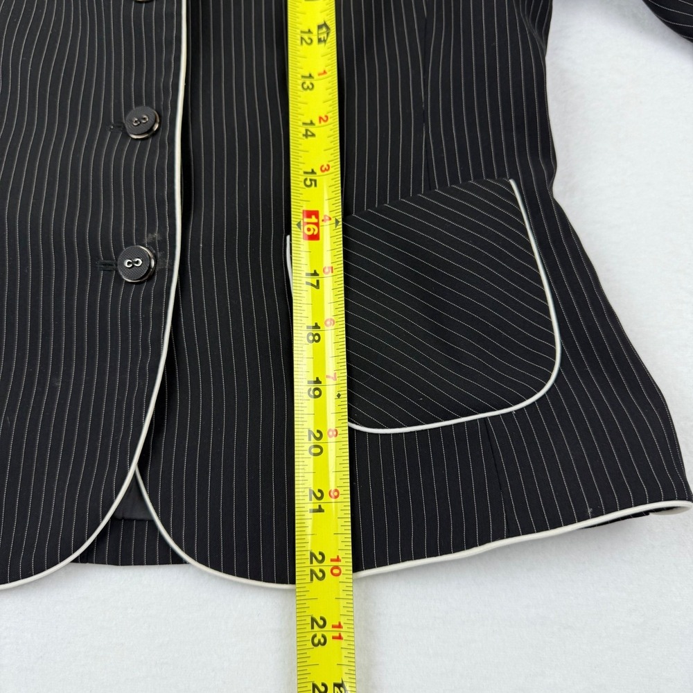 Tahari Women's Long Sleeve Full Lined  Pinstripe Black Blazer Jacket Size 6P - Picture 10 of 10